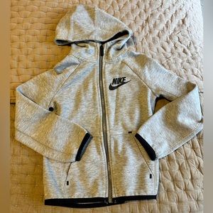 Nike toddler Tech Fleece jacket